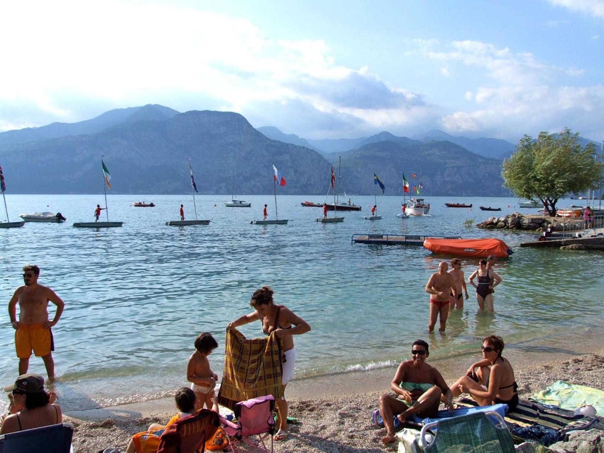 Aquacamp Hotel Brenzone sul Garda Exterior foto