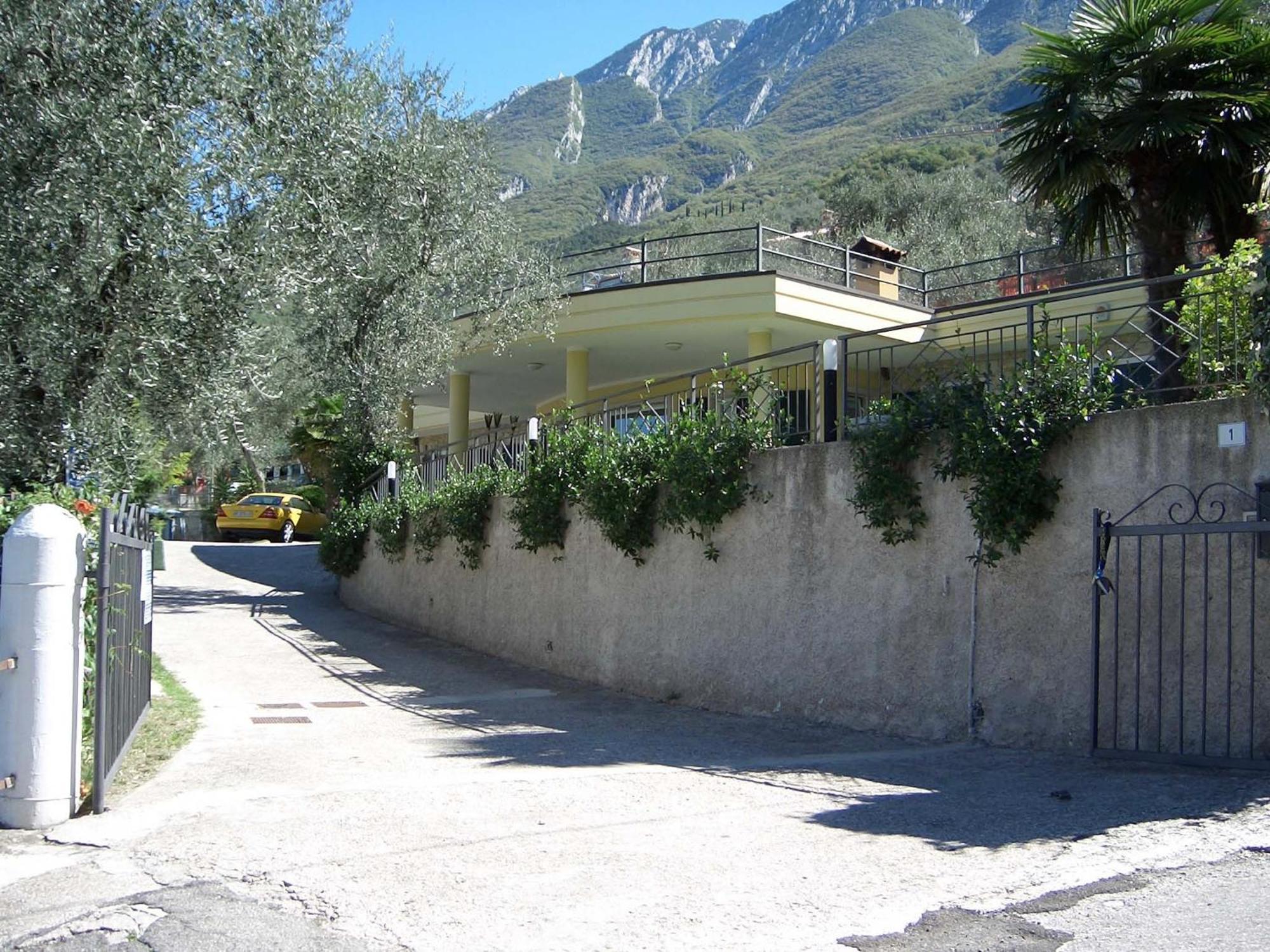 Aquacamp Hotel Brenzone sul Garda Exterior foto