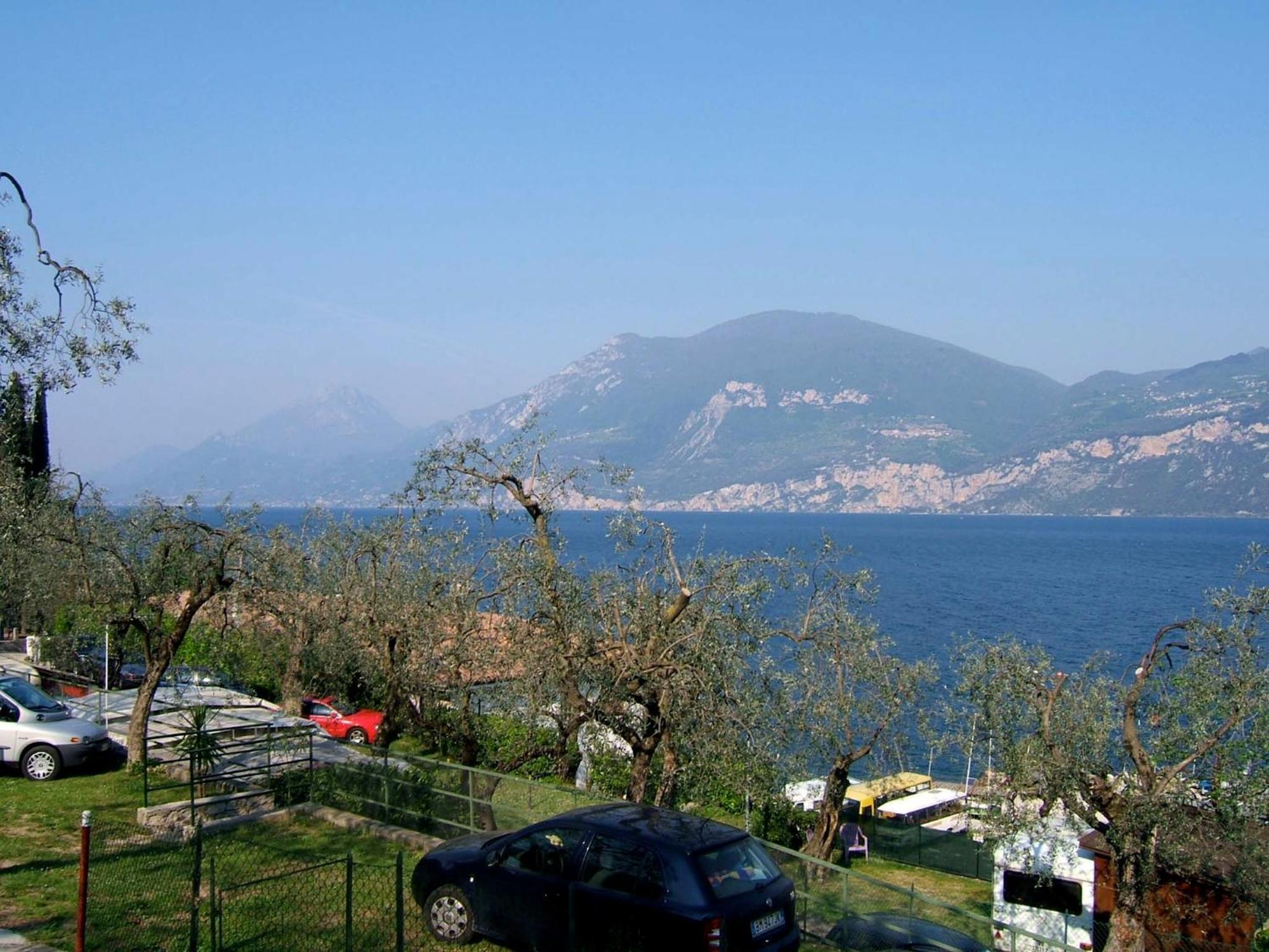 Aquacamp Hotel Brenzone sul Garda Exterior foto